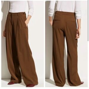 Vince Women’s Wide Leg Pleated Trousers, size 2, Color Woodbine.